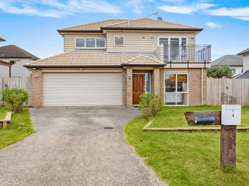 4 Bordeaux Parade, Te Atatu South, Auckland