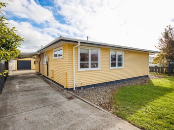 2 Oban Place, Awapuni, Palmerston North