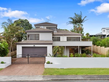 15 Petrel Place, Massey, Auckland