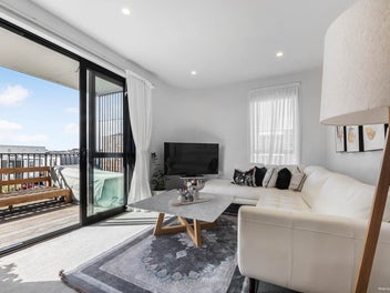 207/77 Hobsonville Point Road, Hobsonville, Auckland
