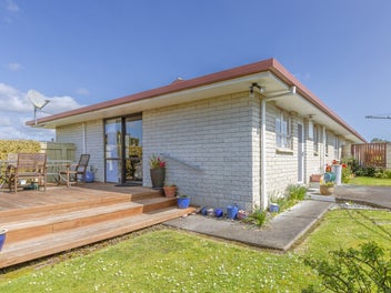 1B Willow Grove, Waipukurau, Waipukurau