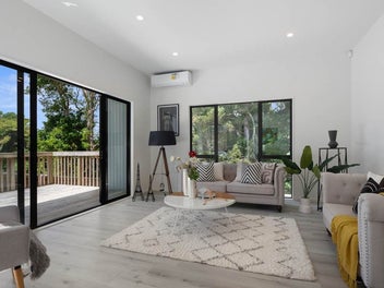 4 Gamble Way, Massey, Auckland