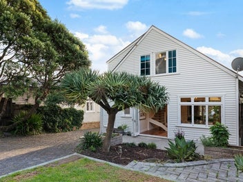 5 Cumberland Avenue, Westmere, Auckland