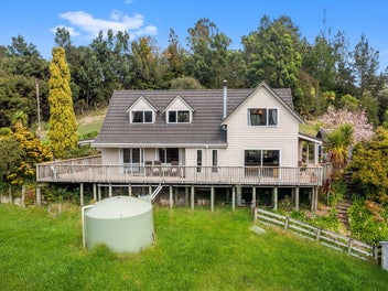 1180 East Coast Road, Redvale, Albany