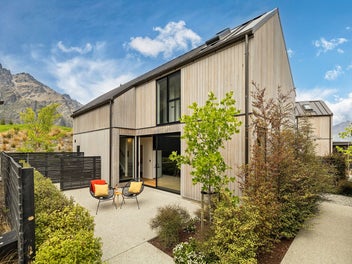 2 Elevator Lane, Jacks Point, Queenstown