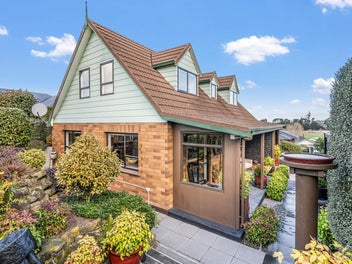 15 Leven Street, South Hill, Oamaru
