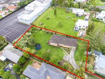 29 Flanshaw Road, Te Atatu South, Auckland