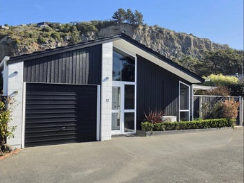 12 Raekura Place, Redcliffs, Christchurch
