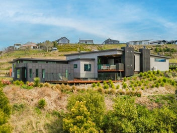 78 Oak Road, Poraiti, Napier