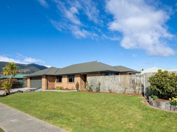 18 Otia Drive, Richmond