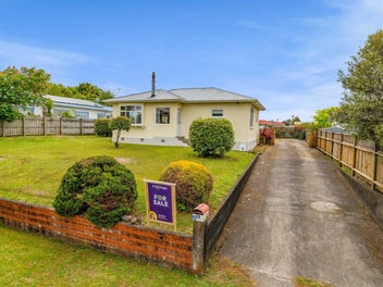 12 Falstaff Street, Stratford, Stratford