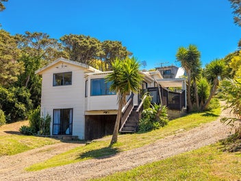 20 Makora Avenue, Oneroa, Waiheke Island