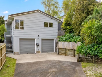 1/14 Sunward Rise, Glenfield, Auckland