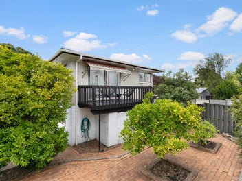 3/13 Athens Road, Onehunga, Auckland
