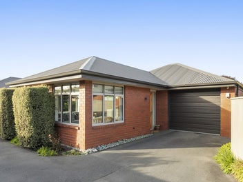 2/36 Tuckers Road, Redwood, Christchurch