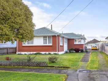 20 Stuart Crescent, Masterton