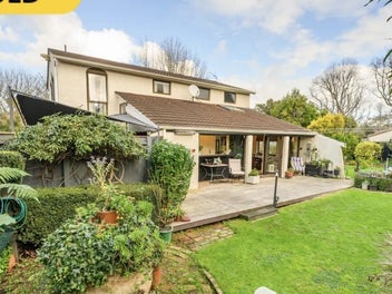 19 Ashburn Lane, Awapuni, Palmerston North