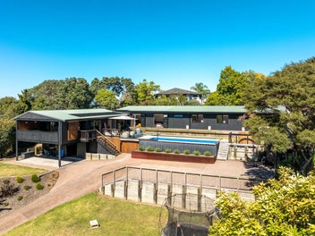 127 Wilma Road, Surfdale, Waiheke Island