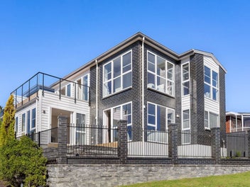 17A Danbury Drive, Torbay, Auckland