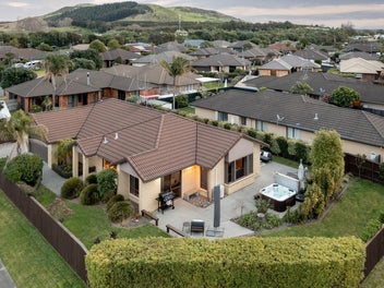 8 Seabreeze Place, Papamoa Beach, Papamoa
