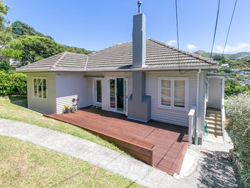 51 Milne Terrace, Island Bay, Wellington
