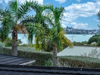 12 Davita Place, Farm Cove, Auckland
