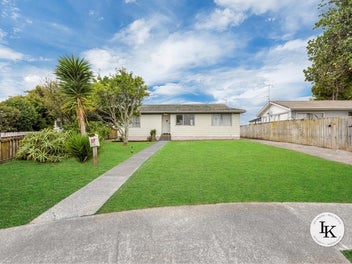 17 Desmond Place, Otara, Auckland