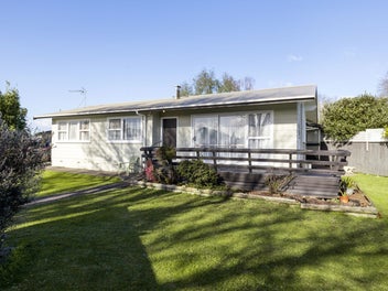 4 Evelyn Court, Dinsdale, Hamilton