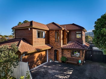 2/57 Totara Crescent, Woburn, Lower Hutt
