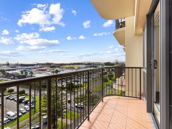 7B/18 Ronwood Avenue, Manukau, Auckland