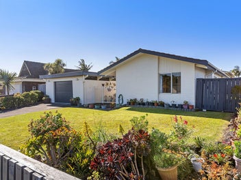 6 Booker Place, Weymouth, Auckland