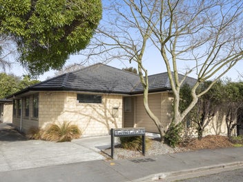 12 Walpole Street, Waltham, Christchurch