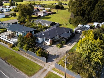 61 Half Mile Road, Tuatapere, Tuatapere
