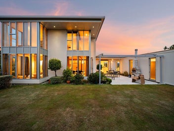 6 Stormanstown Way, Seatoun, Wellington