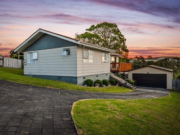 11 Seakens Way, Glen Eden, Auckland