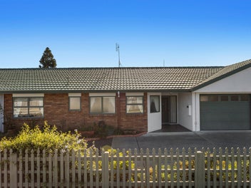 2/44 Peace Street, Whakatane