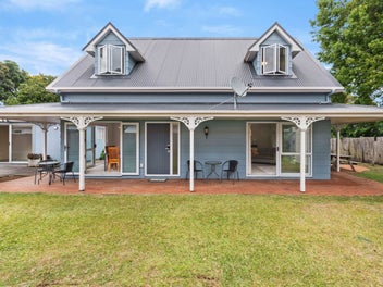 2/112 Kolmar Road, Papatoetoe, Auckland