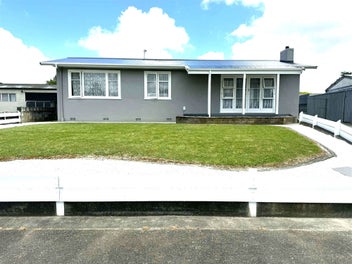4 Mokau Place, Terrace End, Palmerston North