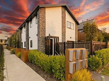 2/41 Gracefield Avenue, Christchurch Central, Christchurch