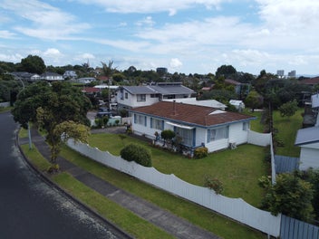 40 Charntay Avenue, Clover Park, Auckland
