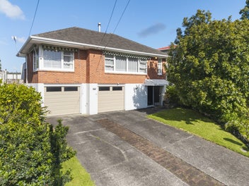 8 Kendrick Place, Blockhouse Bay, Auckland