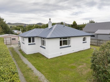 13 Helena Street, Lumsden, Lumsden