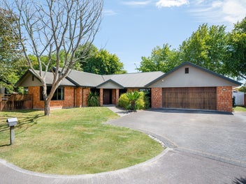 24 Nielsen Gardens, Rototuna, Hamilton