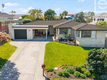 29 Sorrel Crescent, Bucklands Beach, Auckland