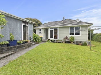 64 Omata Road, Marfell, New Plymouth