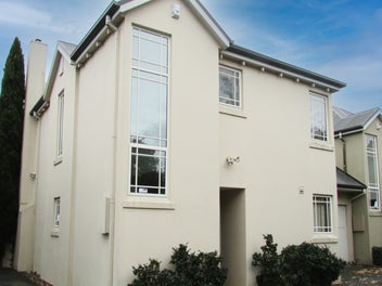 1/32 Winchester Street, Merivale, Christchurch