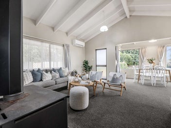 37B Aquarius Drive, Kawaha Point, Rotorua