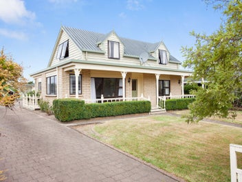 110 Riverside Drive, Whakatane