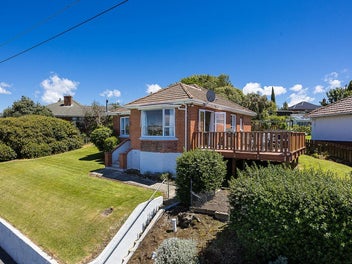 118 Forfar Street, Clyde Hill, Dunedin