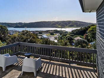 20 Kiriwai Road, Paremata, Porirua
